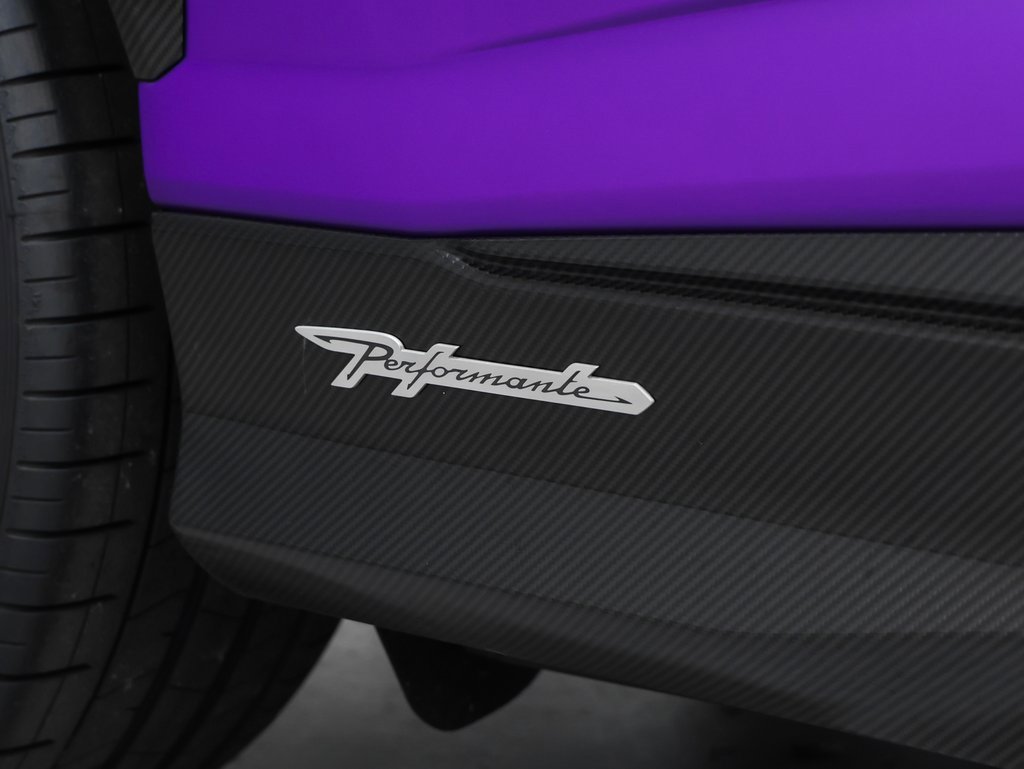 Used 2024 Lamborghini Urus Performante image 8