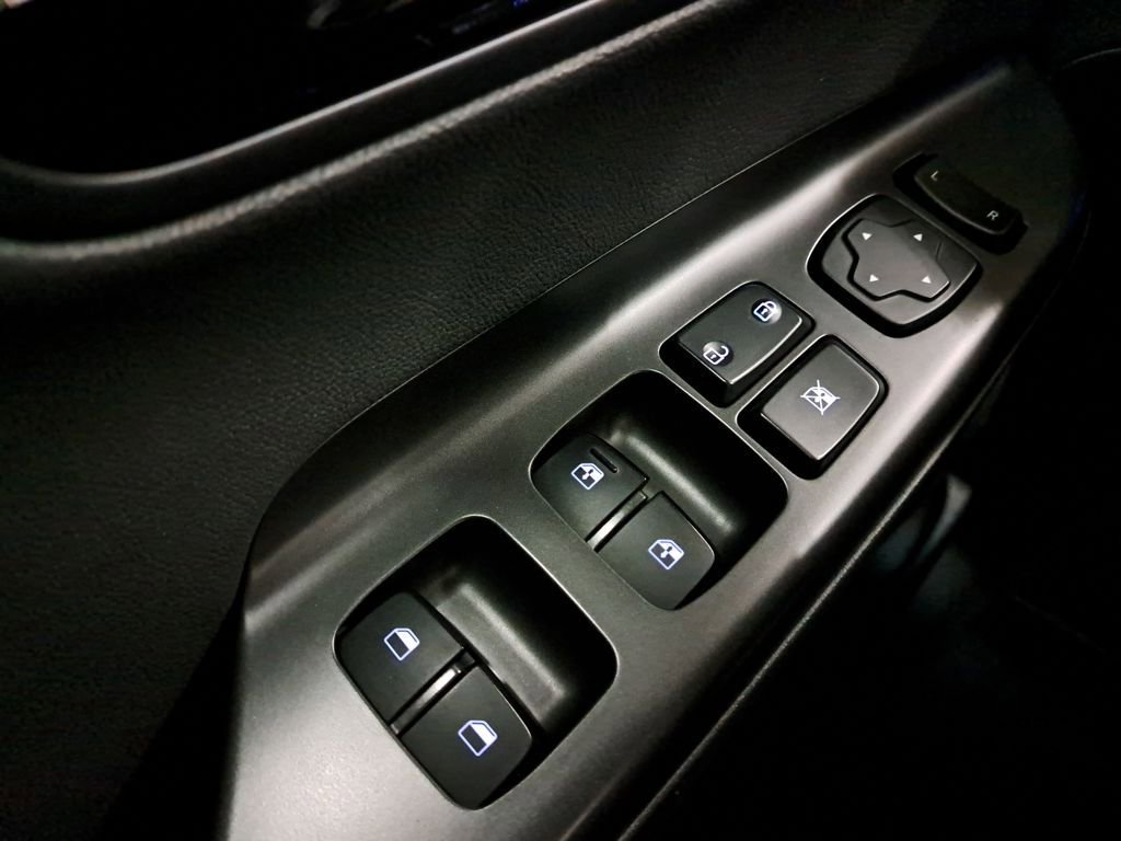 Used 2018 Hyundai Kona Ultimate image 26