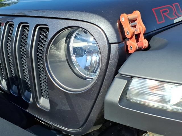 Used 2022 Jeep Wrangler Unlimited Rubicon w/ Cold Weather Group AWD/4WD image 12