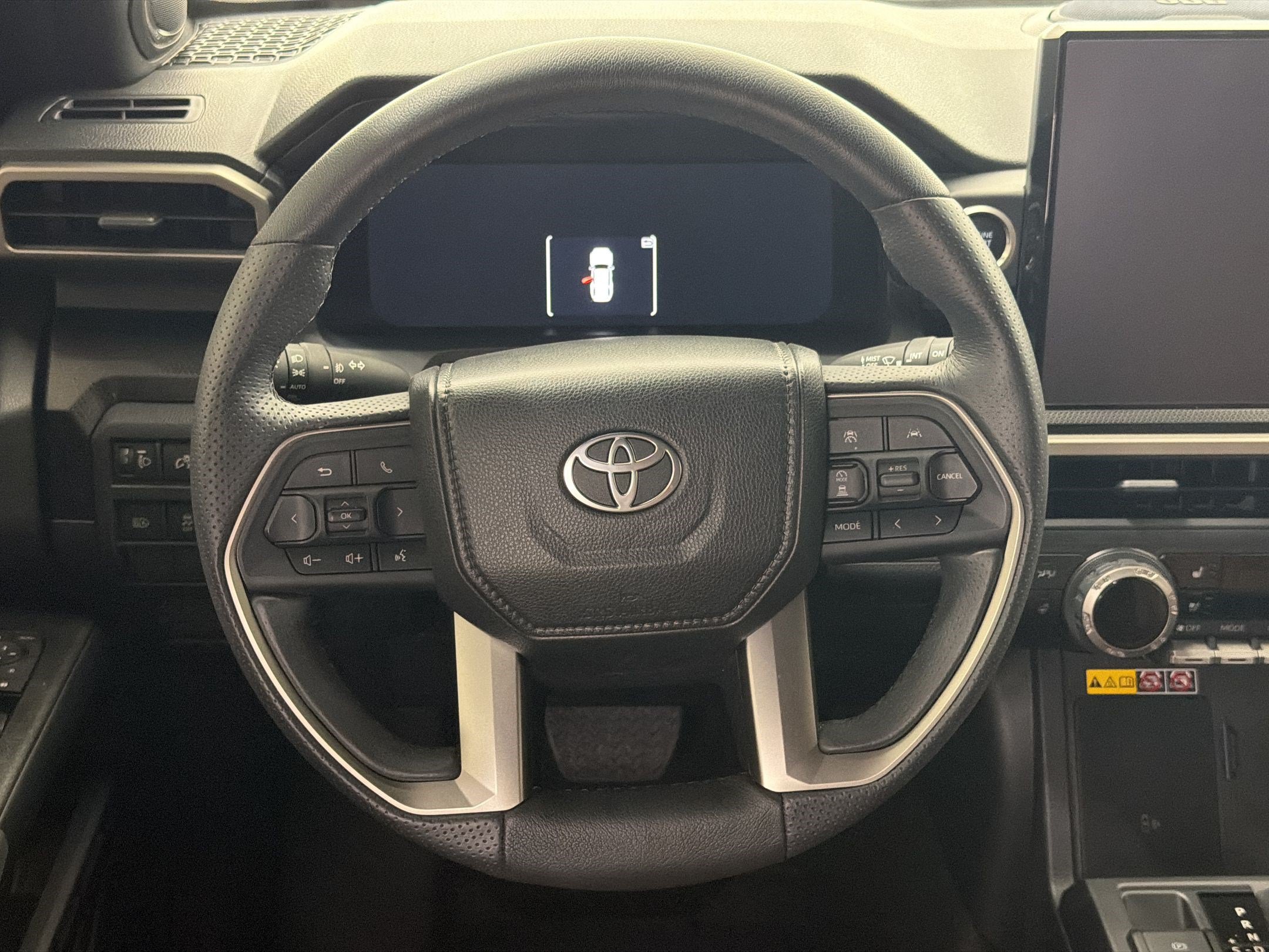 Used 2026 Toyota 4Runner Limited AWD/4WD image 11