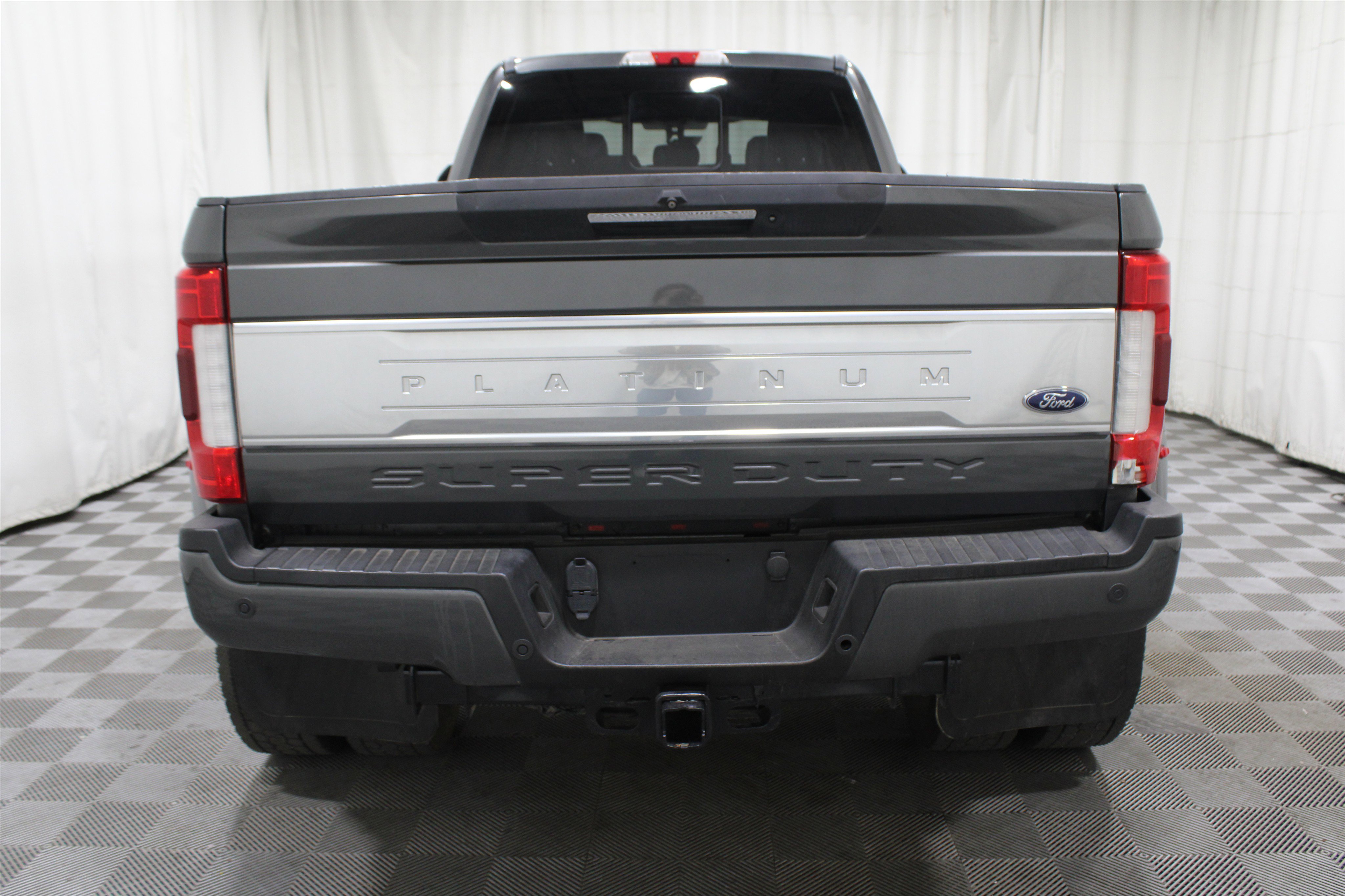 Used 2018 Ford F450 Platinum w/ Platinum Ultimate Package AWD/4WD image 28