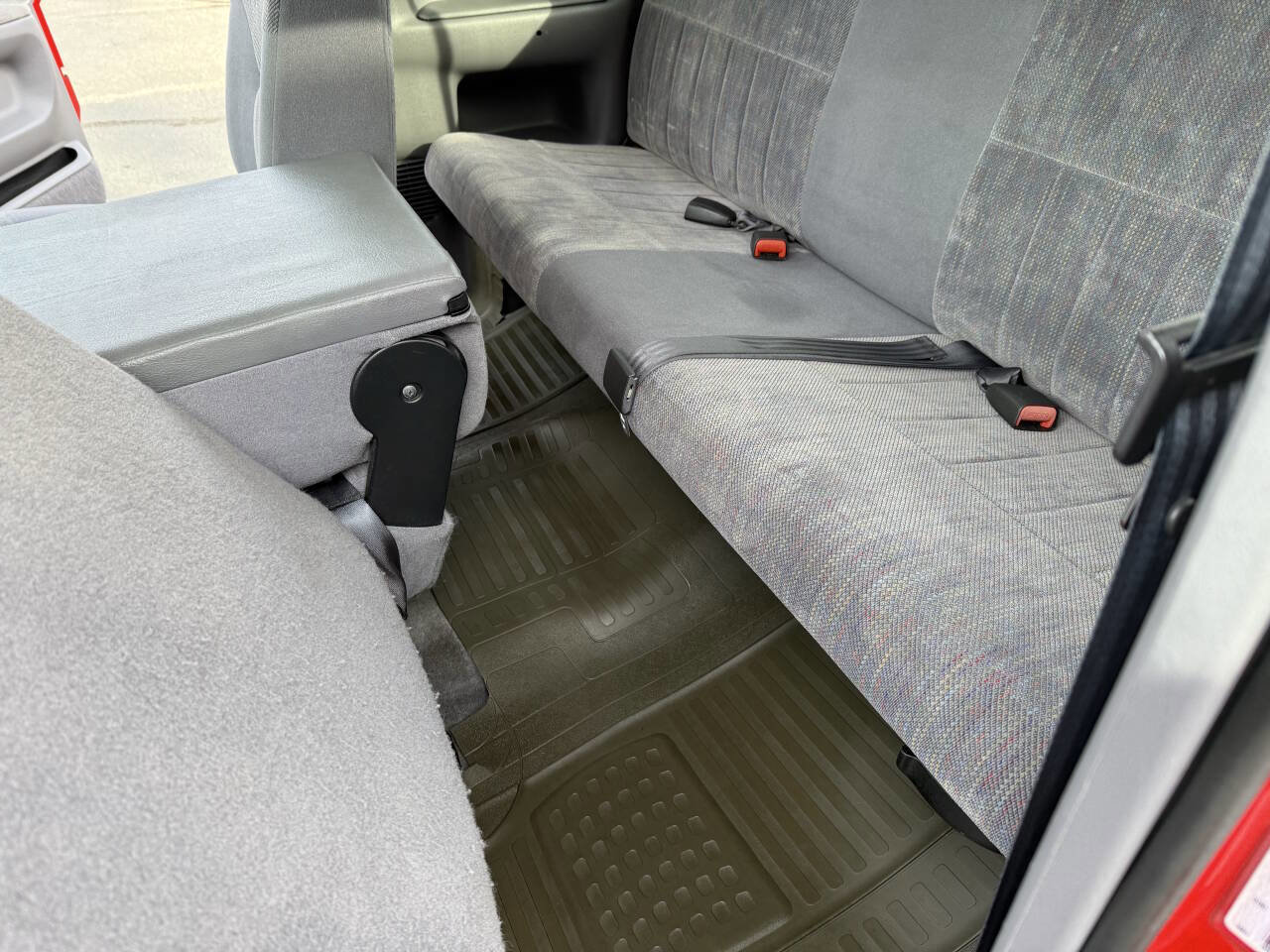 Used 1997 Dodge Ram 1500 Truck 2WD Club Cab image 81