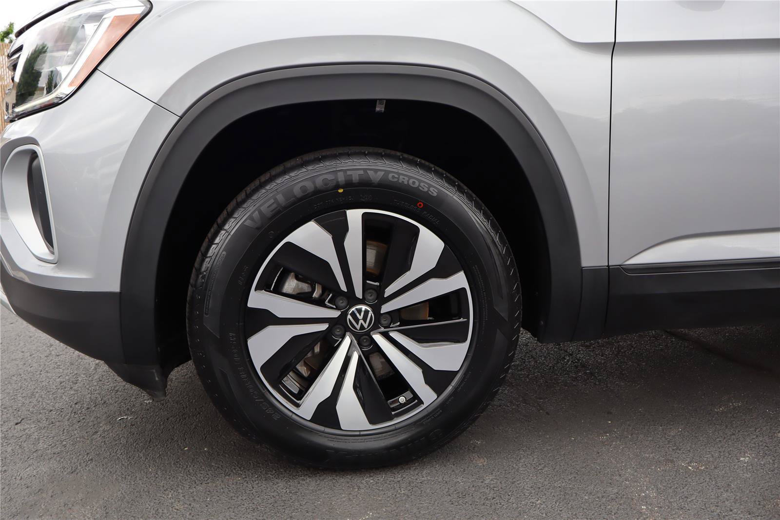 Certified 2024 Volkswagen Atlas SE AWD/4WD image 10