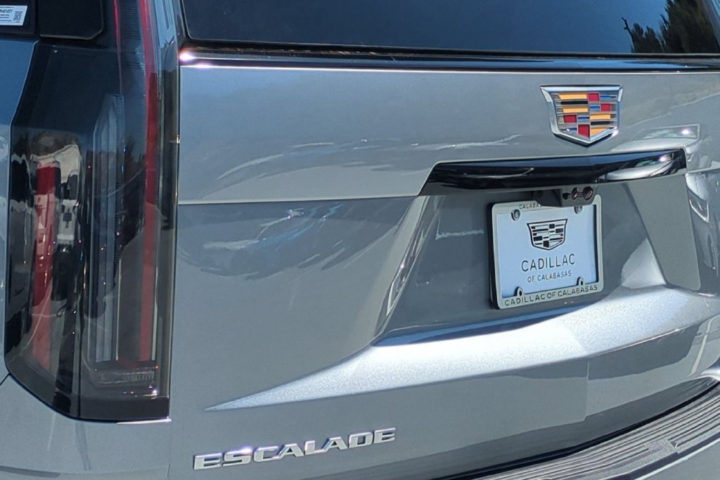 New 2026 Cadillac Escalade Sport w/ Touring Package AWD/4WD image 19