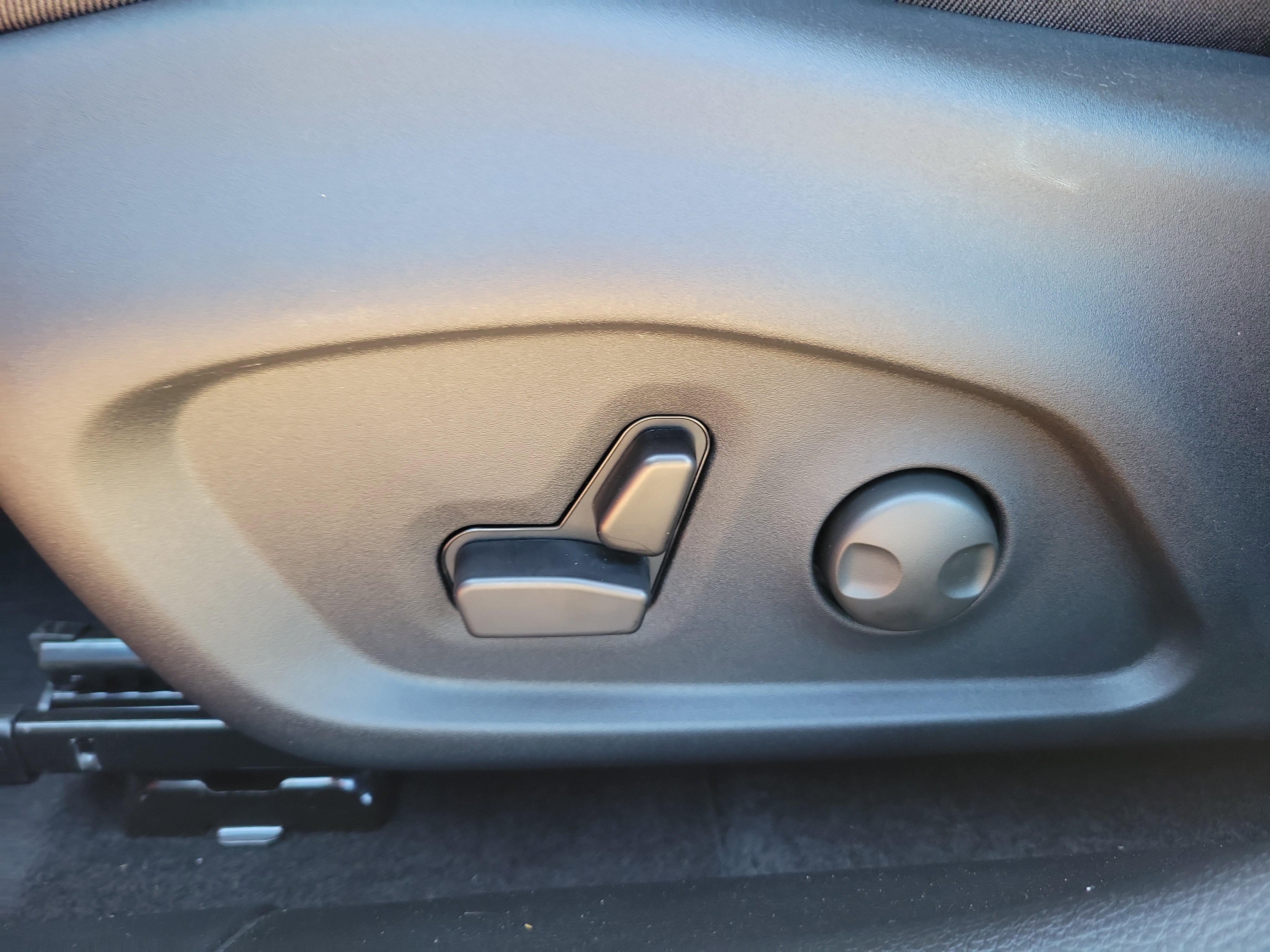 New 2026 Jeep Compass Limited image 11