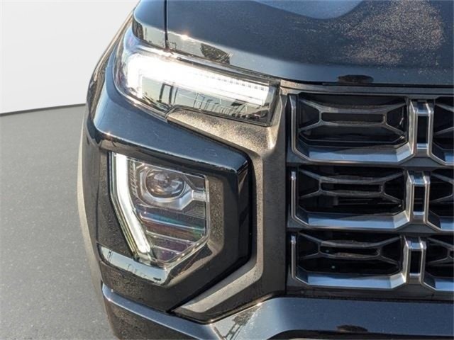 Used 2023 GMC Canyon AT4 w/ AT4 Premium Package image 10