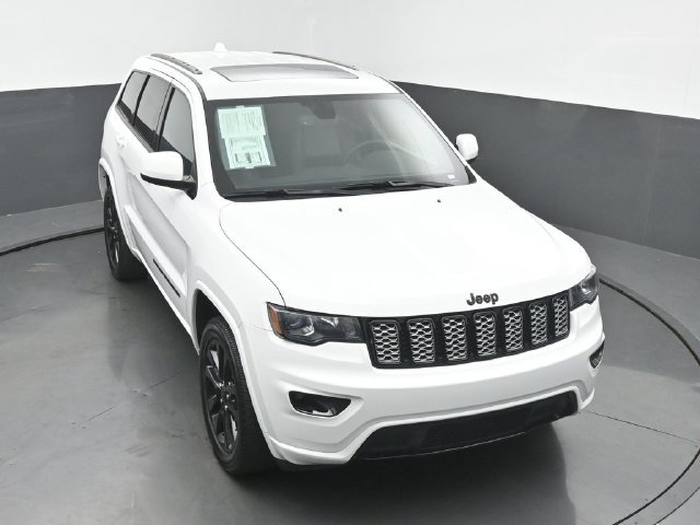 Used 2019 Jeep Grand Cherokee Altitude AWD/4WD image 47