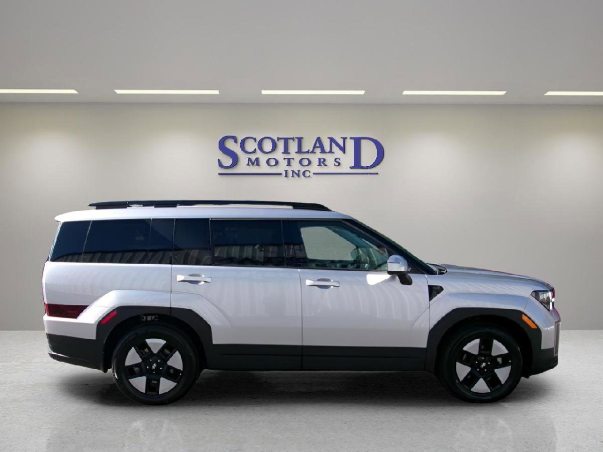 Used 2026 Hyundai Santa Fe SEL image 5