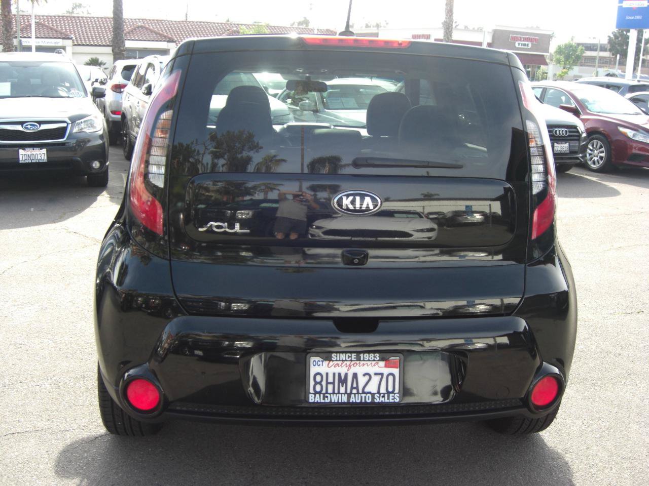 Used 2016 Kia Soul + w/ Primo Package FWD image 14