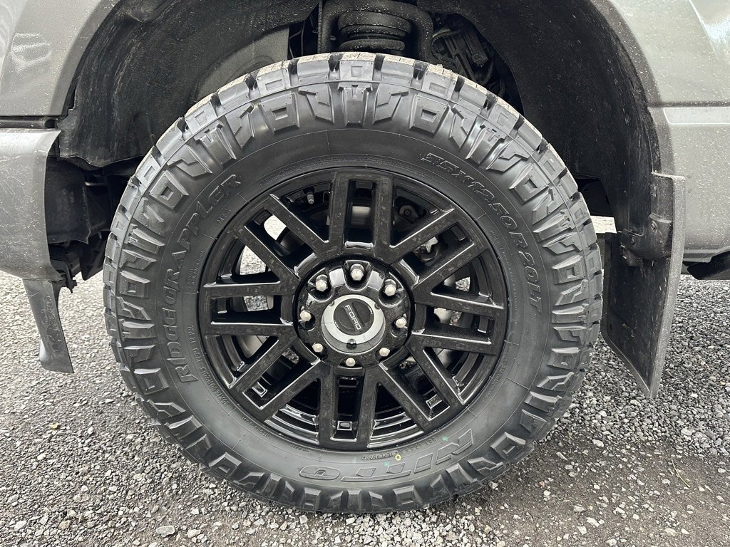 Used 2025 Ford F250 Platinum image 16