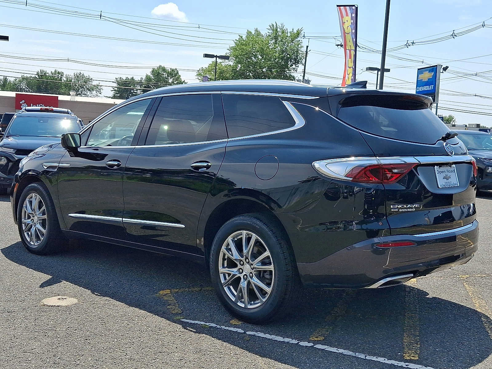 Used 2022 Buick Enclave Premium w/ Experience Buick Package AWD/4WD image 4