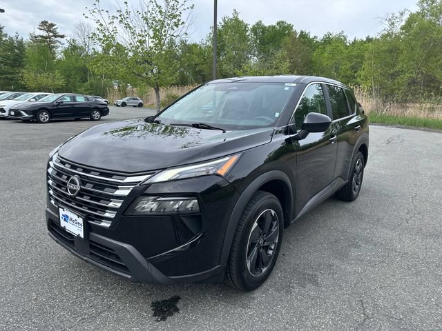 Used 2024 Nissan Rogue SV AWD/4WD image 1
