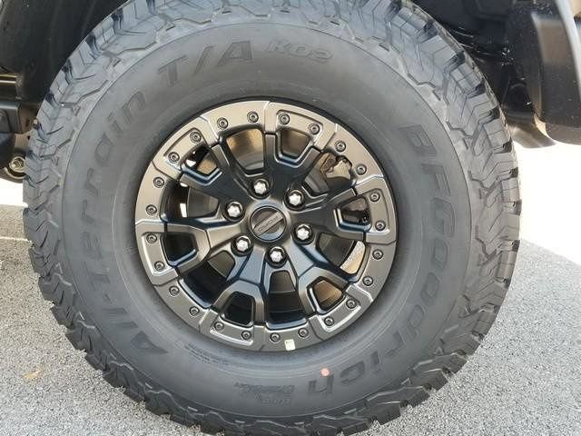 New 2025 Ford Bronco Raptor w/ Interior Carbon Fiber Pack image 28