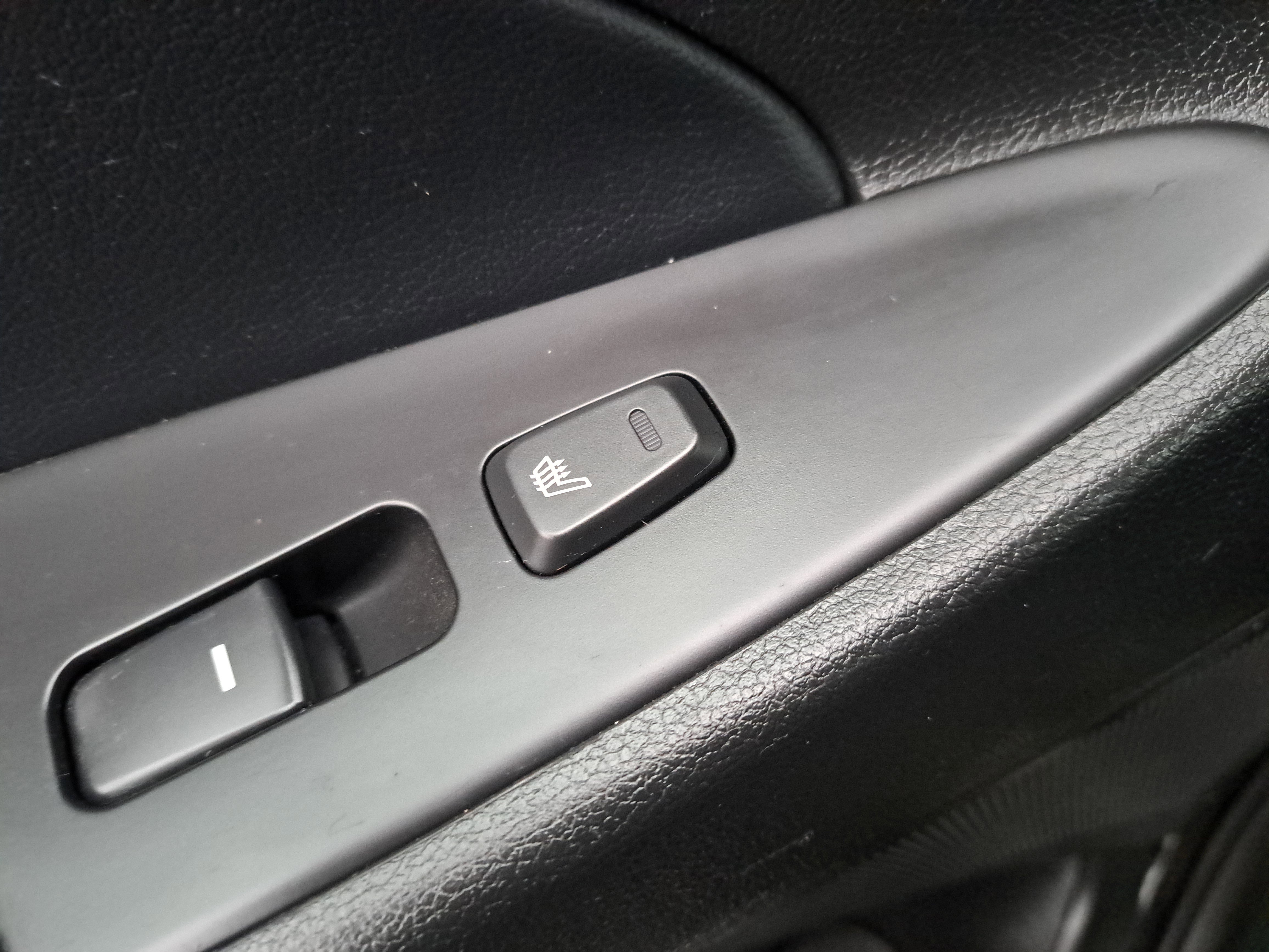 Used 2011 Hyundai Sonata Limited w/ Navigation Pkg 5 image 17