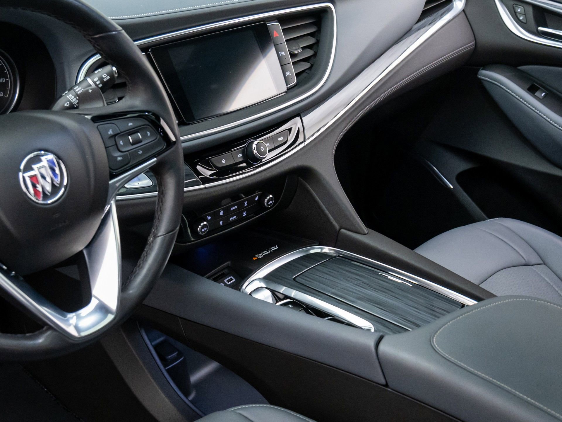 Used 2023 Buick Enclave Essence w/ Experience Buick Package image 13