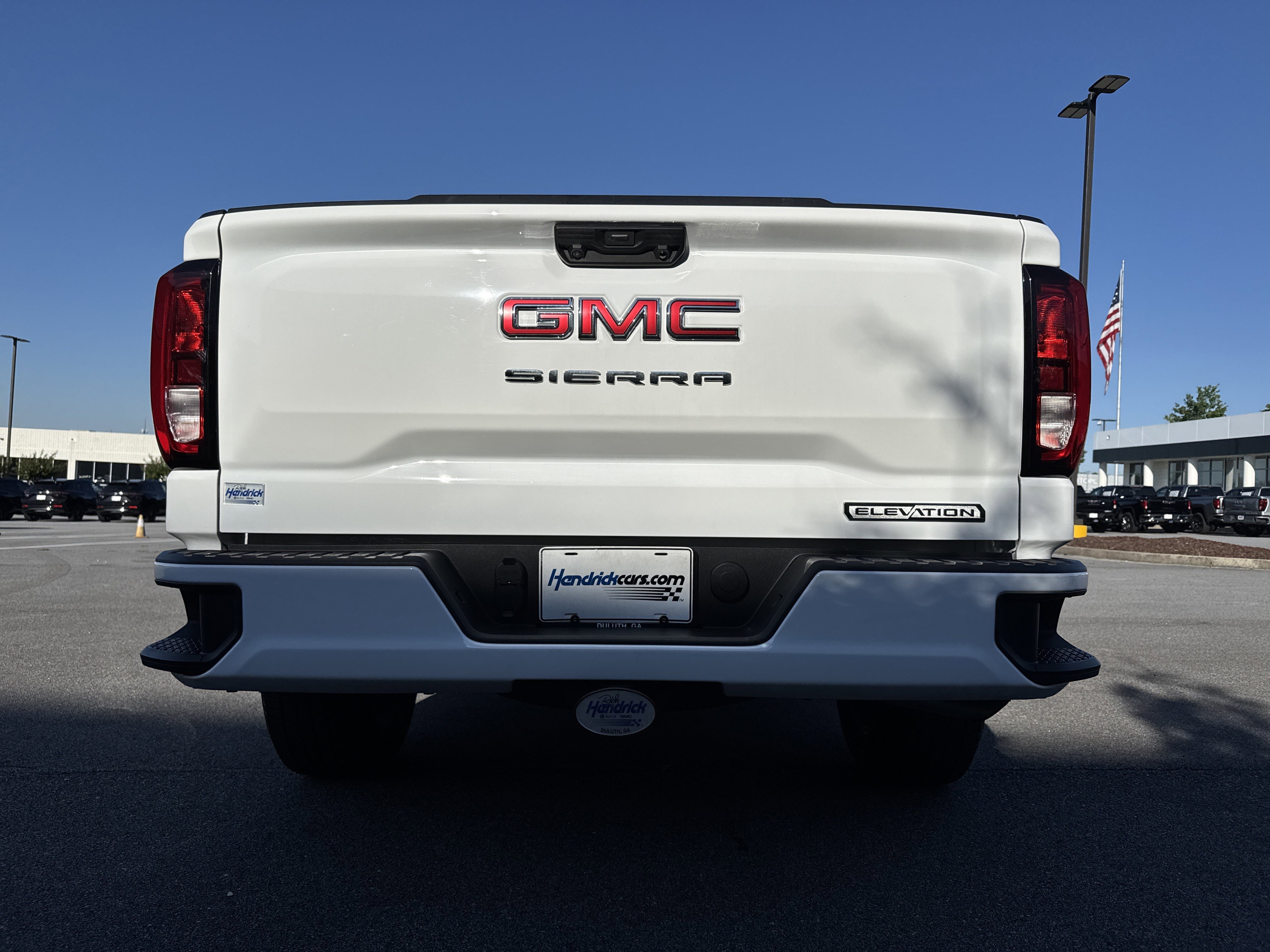 Used 2025 GMC Sierra 1500 Elevation AWD/4WD image 9