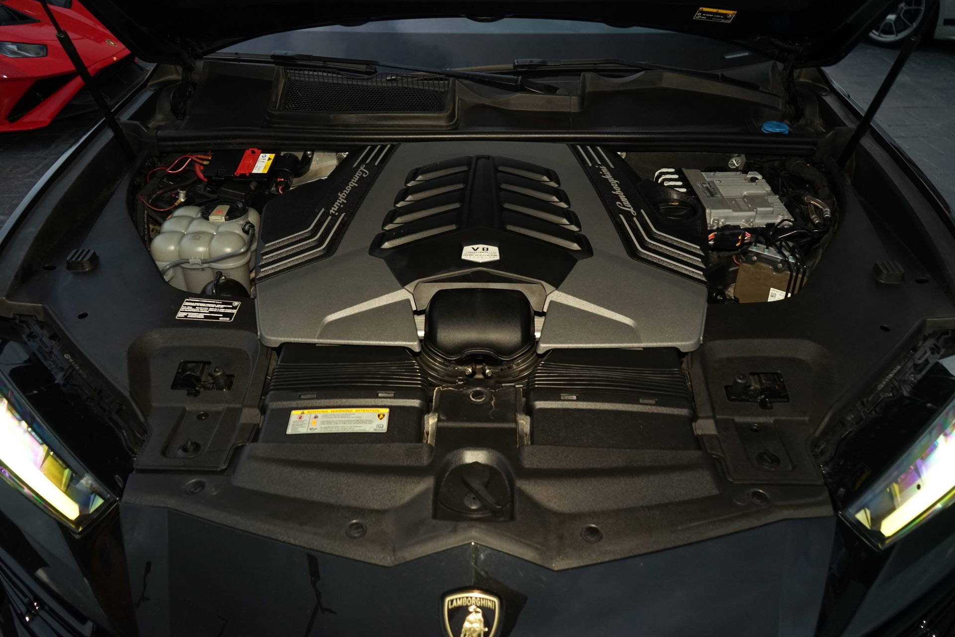 Used 2019 Lamborghini Urus image 37