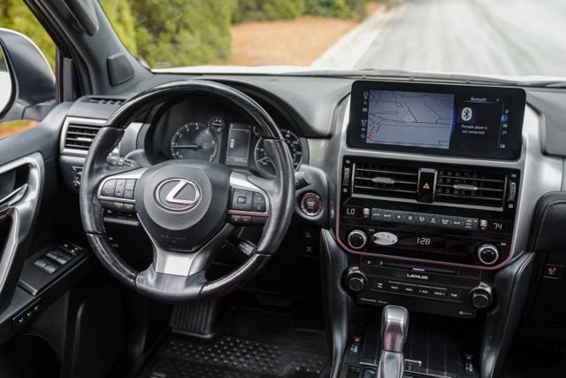 Used 2023 Lexus GX 460 Premium w/ Premium Package AWD/4WD image 27