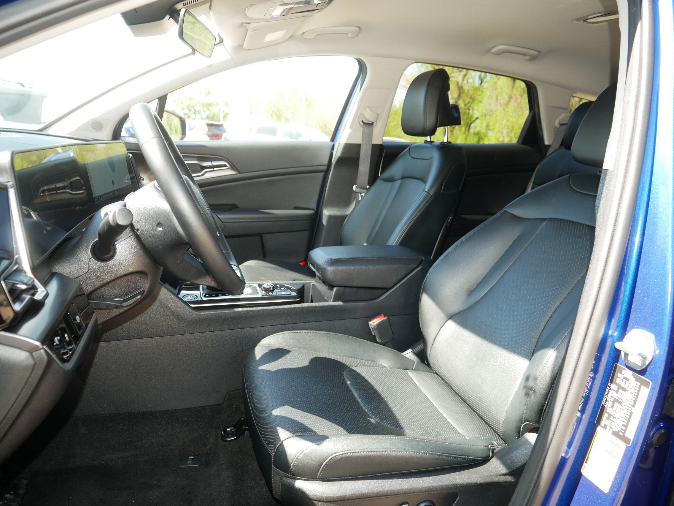 Certified 2023 Kia Sportage EX AWD/4WD image 34