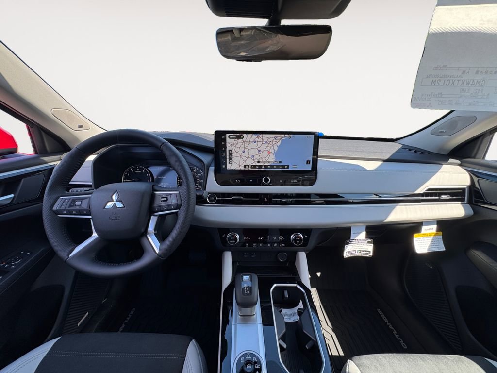 New 2026 Mitsubishi Outlander SE image 11