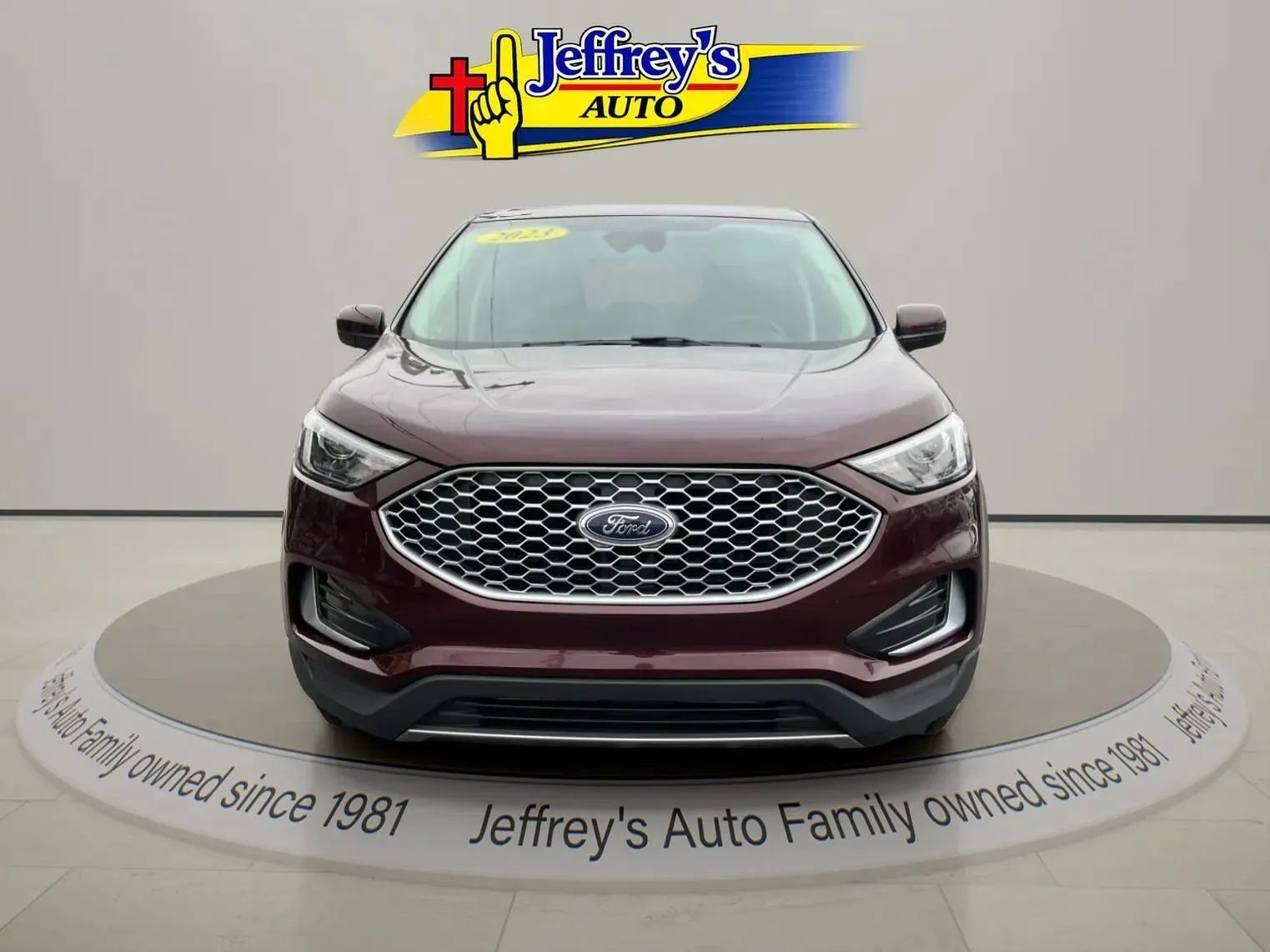 Used 2023 Ford Edge SEL image 8