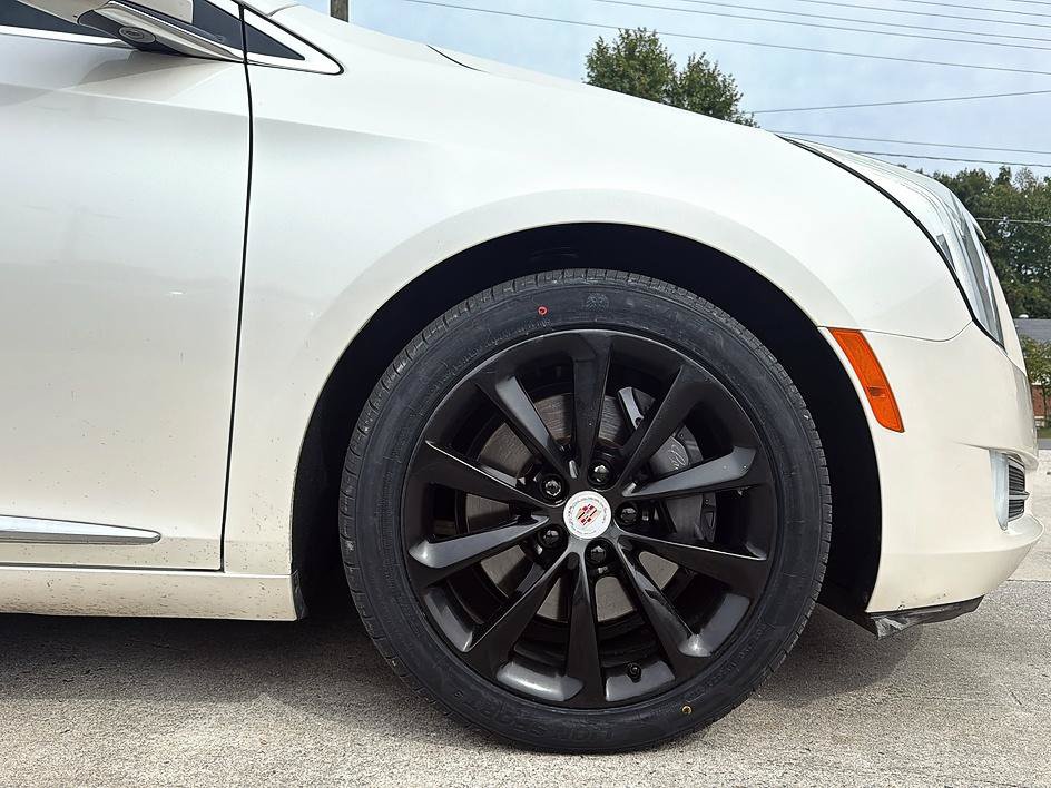 Used 2013 Cadillac XTS Luxury w/ Driver Awareness Package FWD image 26