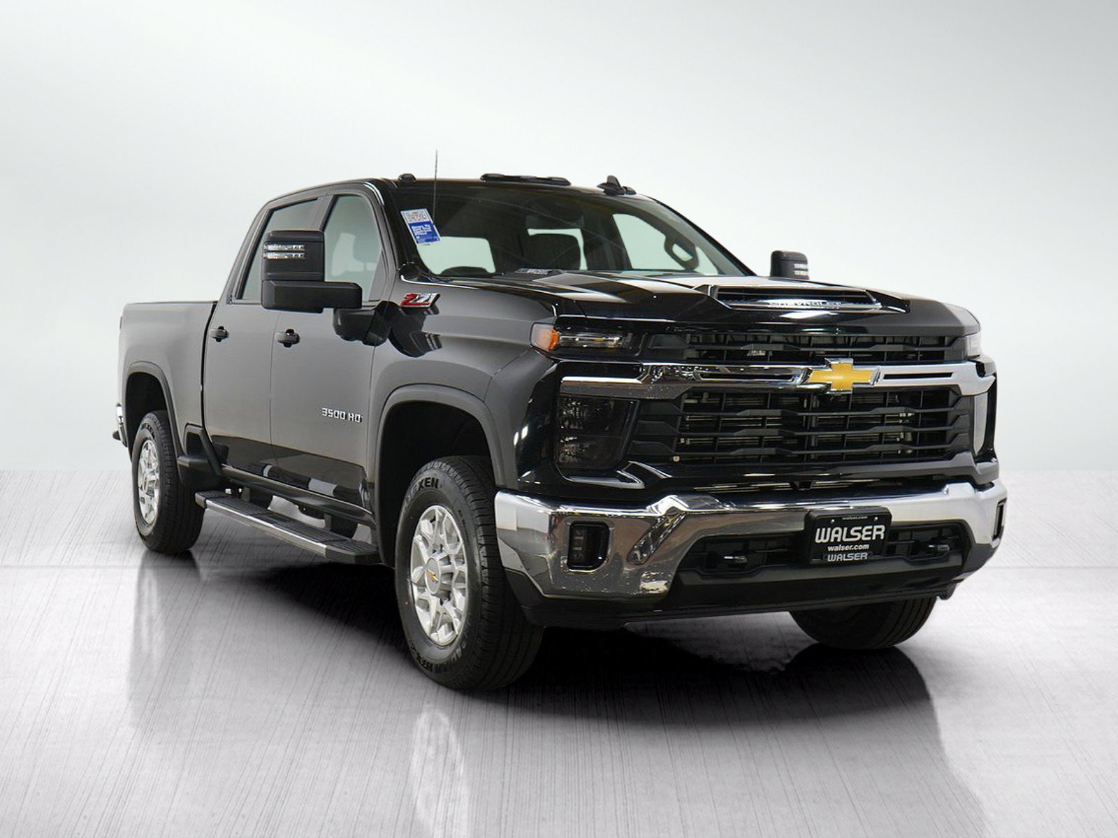 Used 2024 Chevrolet Silverado 3500 LT w/ Safety Package AWD/4WD image 7