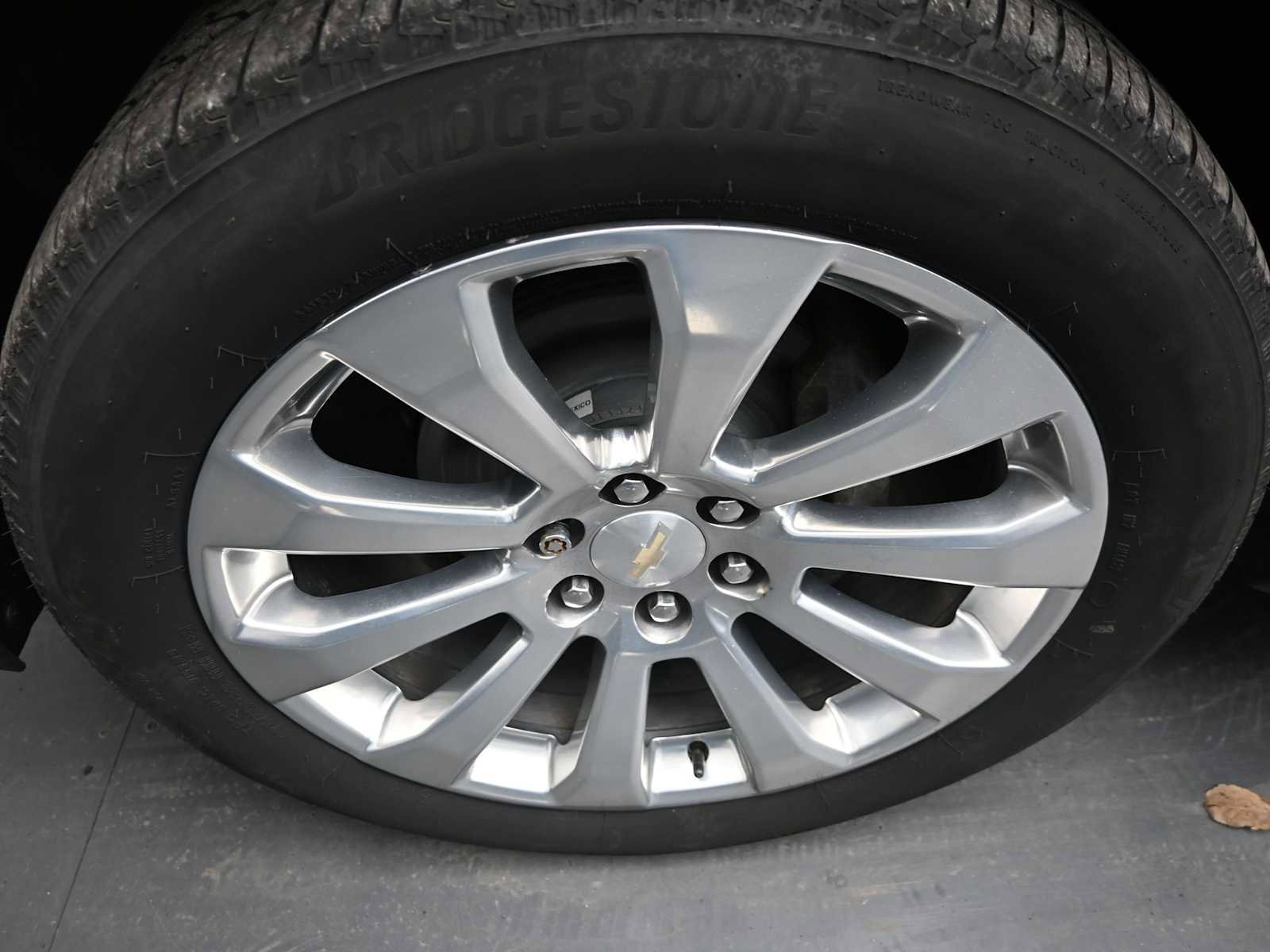 Used 2021 Chevrolet Tahoe Premier AWD/4WD image 30