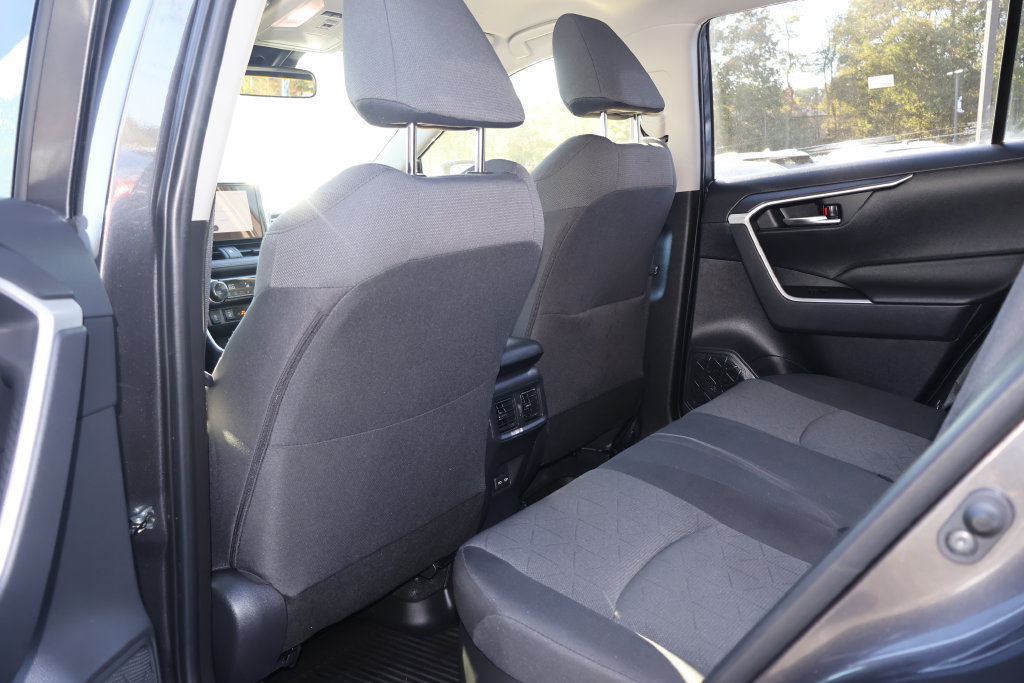 Certified 2025 Toyota RAV4 XLE w/ Weather Package AWD/4WD image 17
