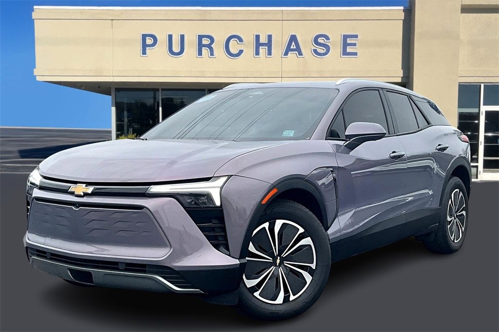 Used 2024 Chevrolet Blazer EV LT image 3
