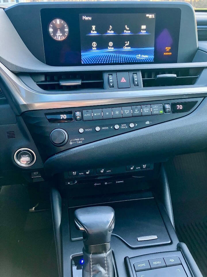 Used 2019 Lexus ES 350 w/ Premium Package image 11