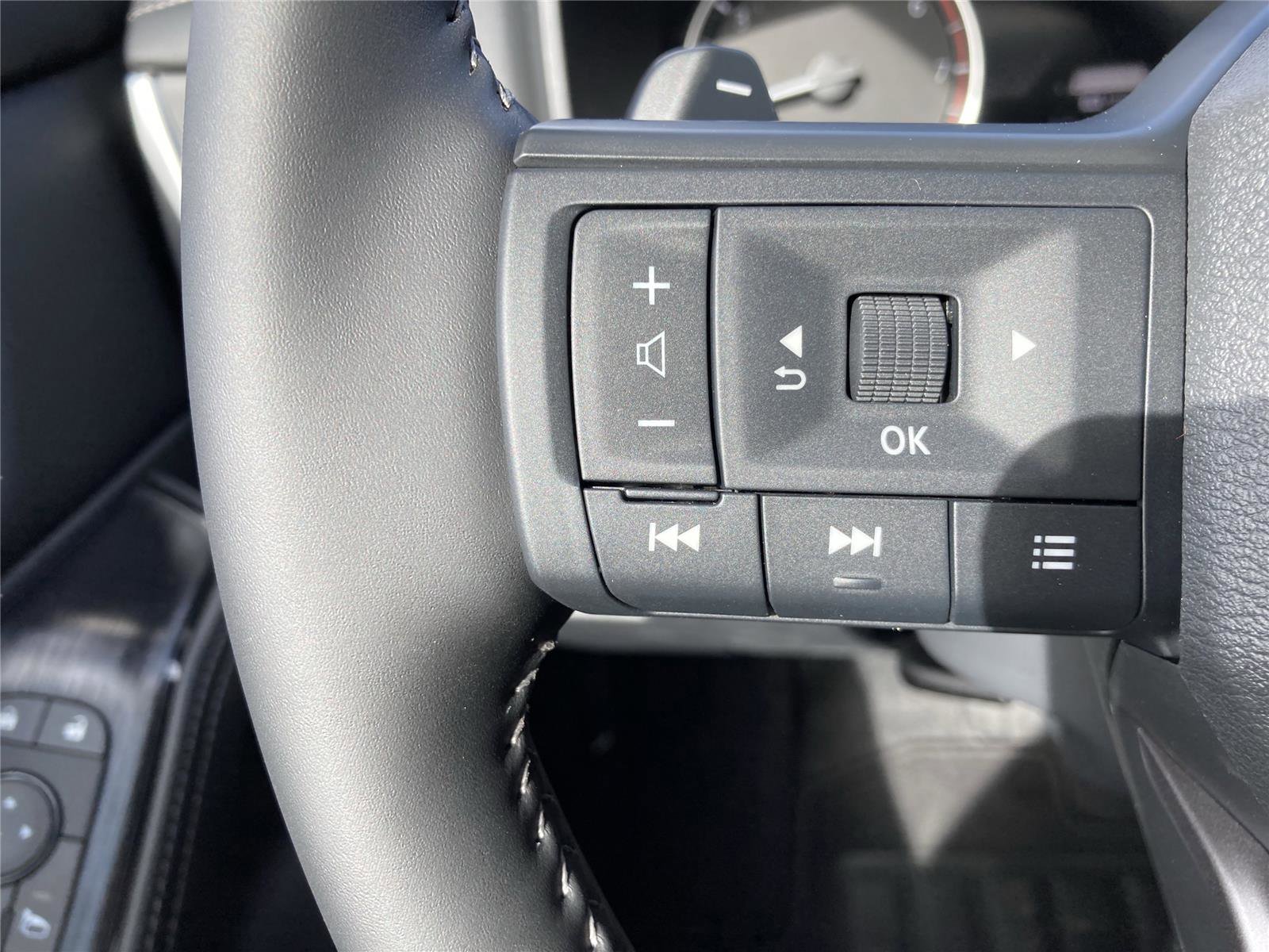 New 2026 Nissan Rogue SV image 22