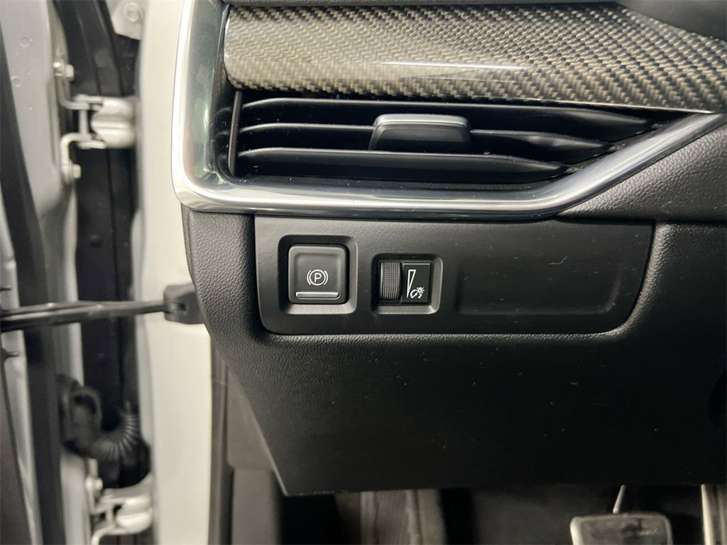 Used 2020 Cadillac XT4 Sport image 17