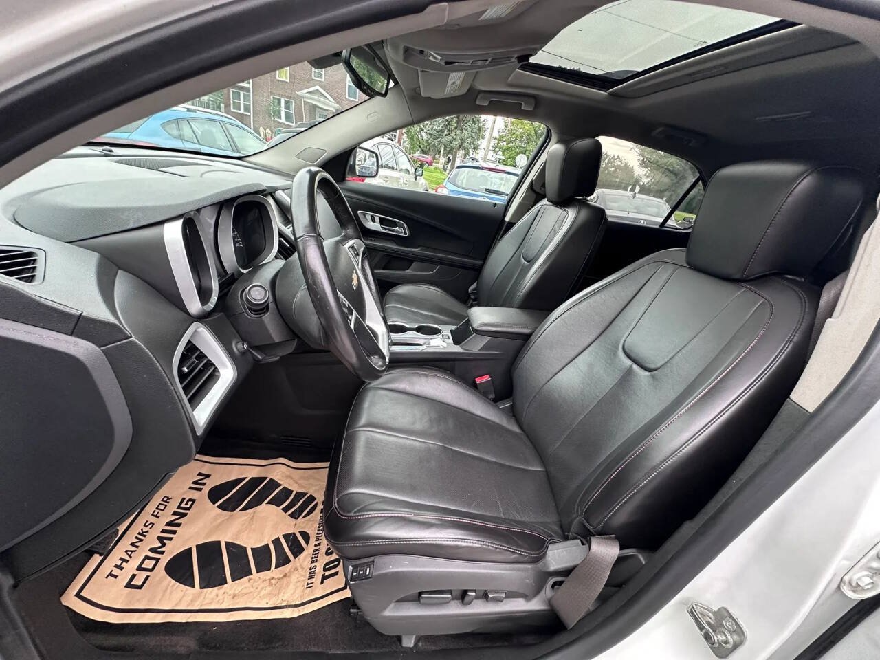 Used 2016 Chevrolet Equinox LTZ w/ Enhanced Convenience Package FWD image 10