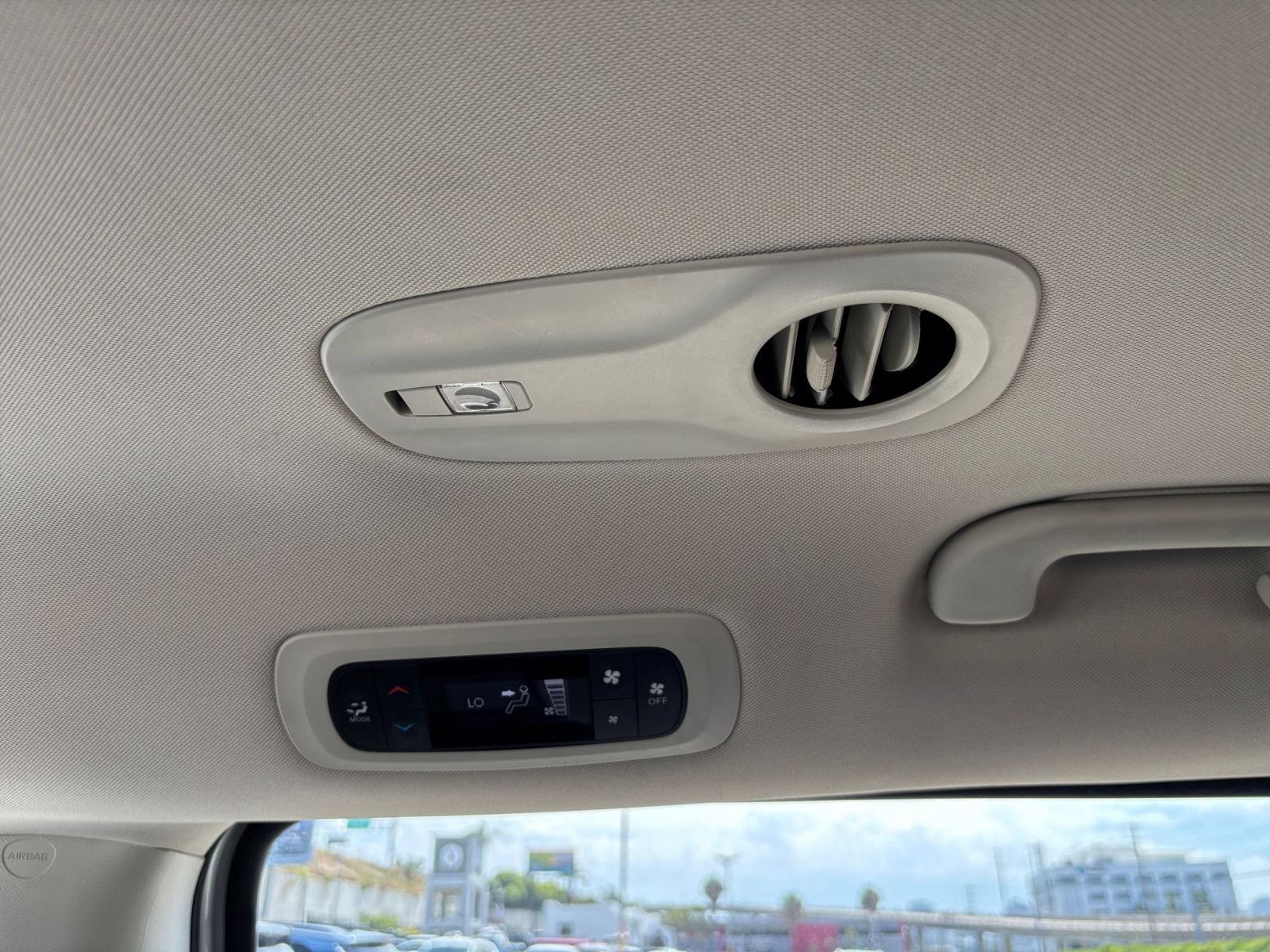 Used 2023 Chrysler Voyager LX FWD image 24