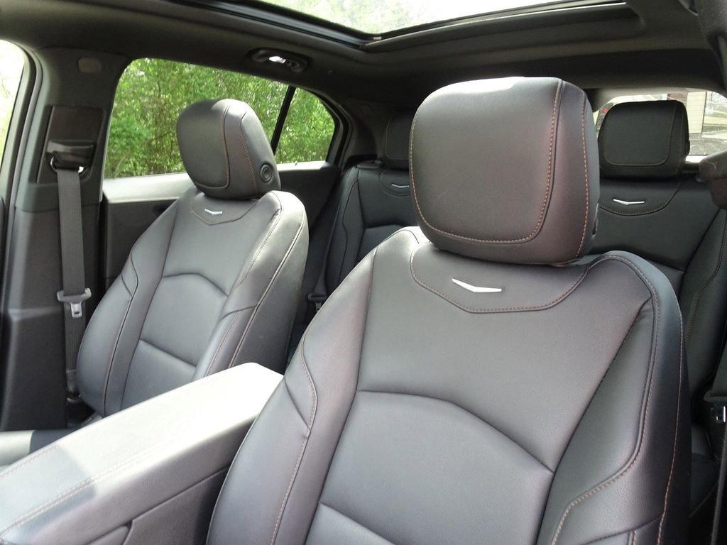Certified 2023 Cadillac XT4 Sport w/ Cold Weather Package image 10