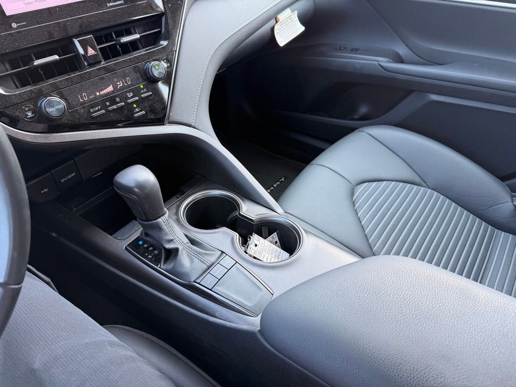 Used 2023 Toyota Camry SE w/ Convenience Package FWD image 20
