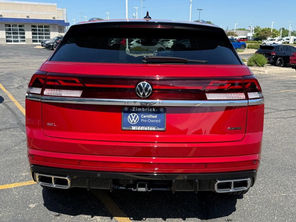 Certified 2025 Volkswagen Atlas Cross Sport SEL Premium R-Line AWD/4WD image 4