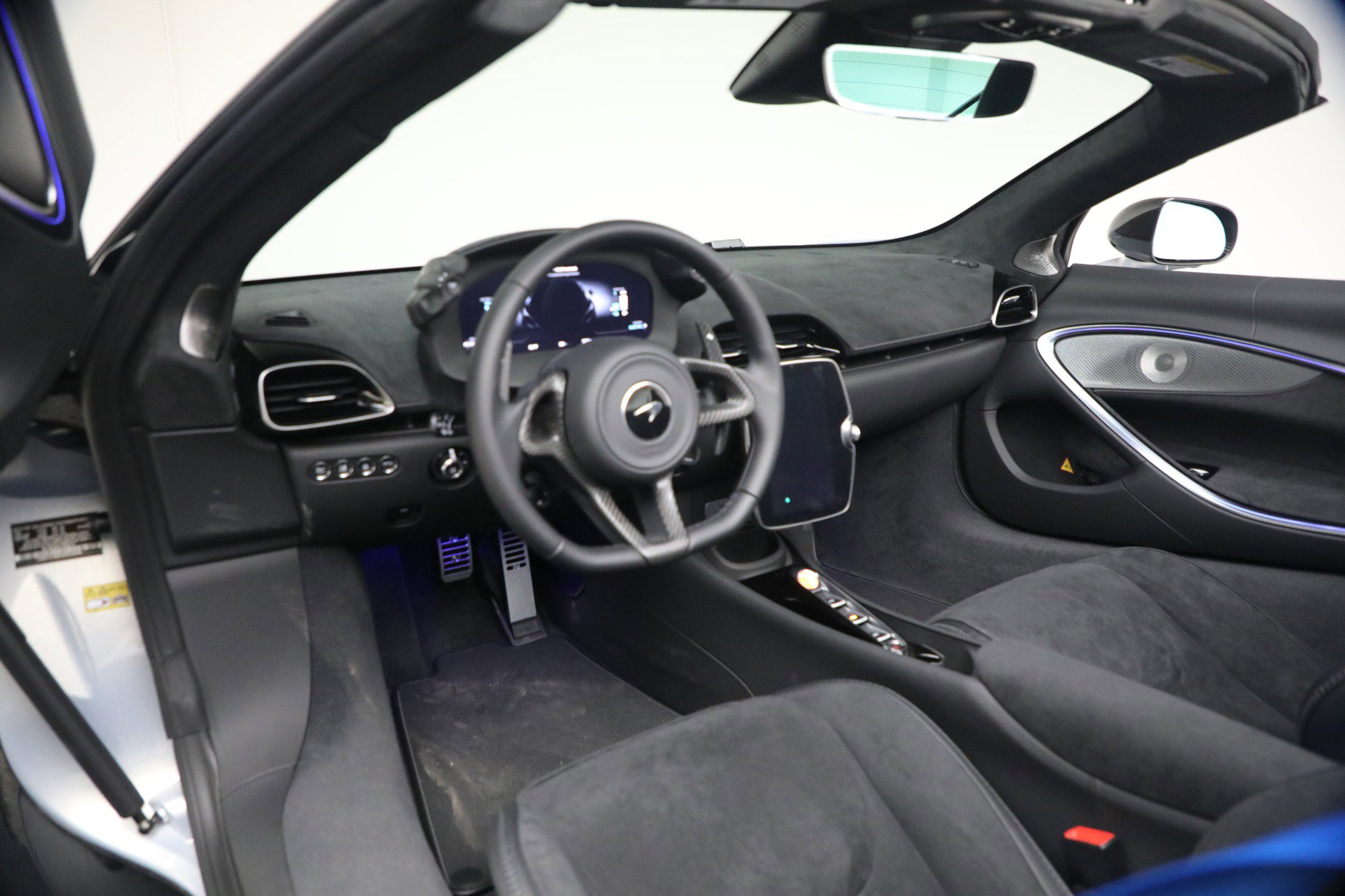 New 2026 McLaren Artura Spider image 23