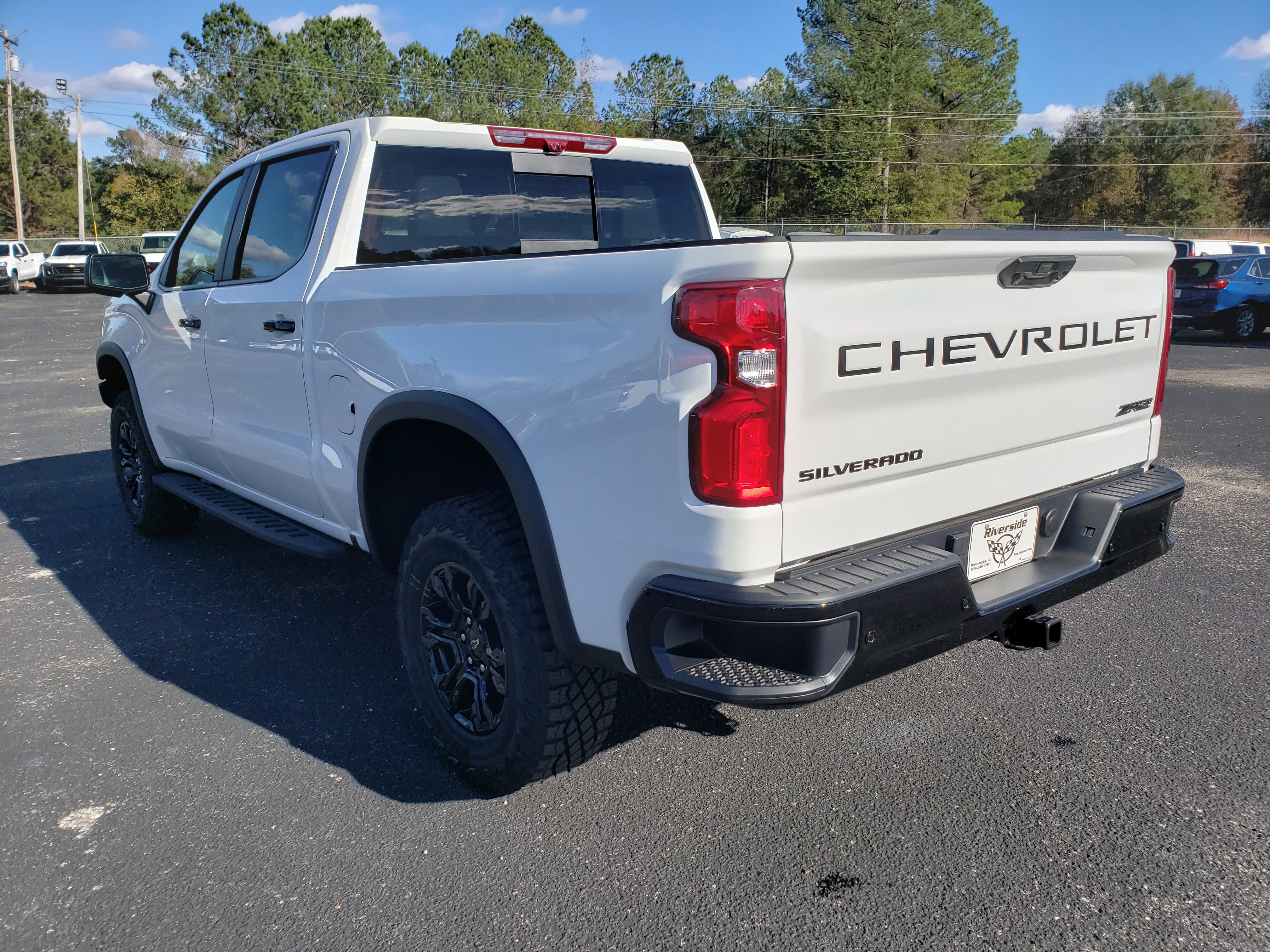 New 2026 Chevrolet Silverado 1500 ZR2 w/ LPO, Dark Essentials Package image 4