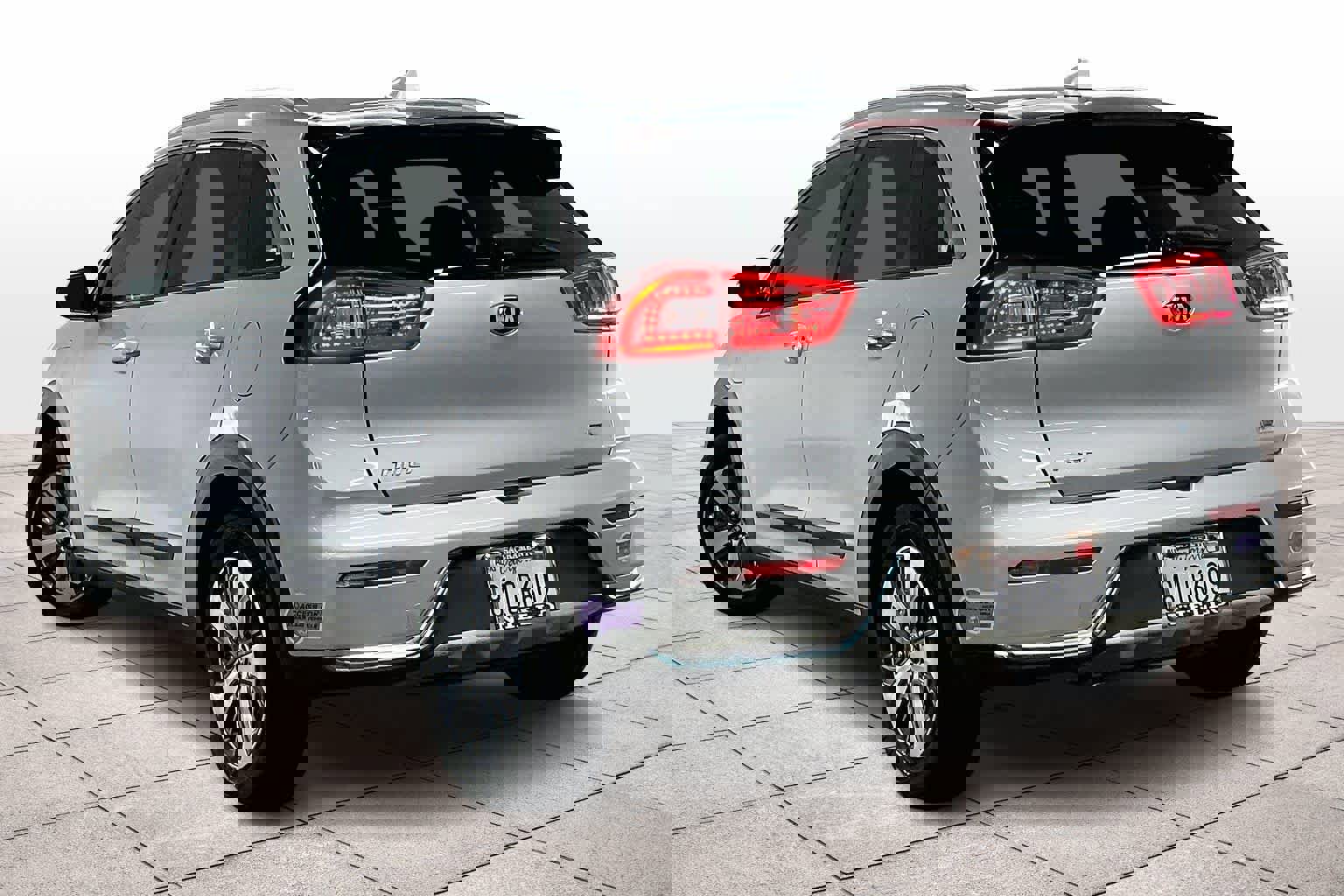 Used 2019 Kia Niro EX image 15