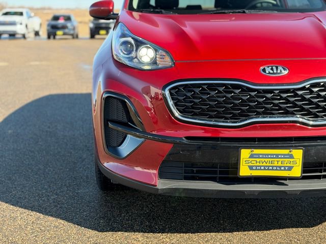 Used 2022 Kia Sportage LX image 4