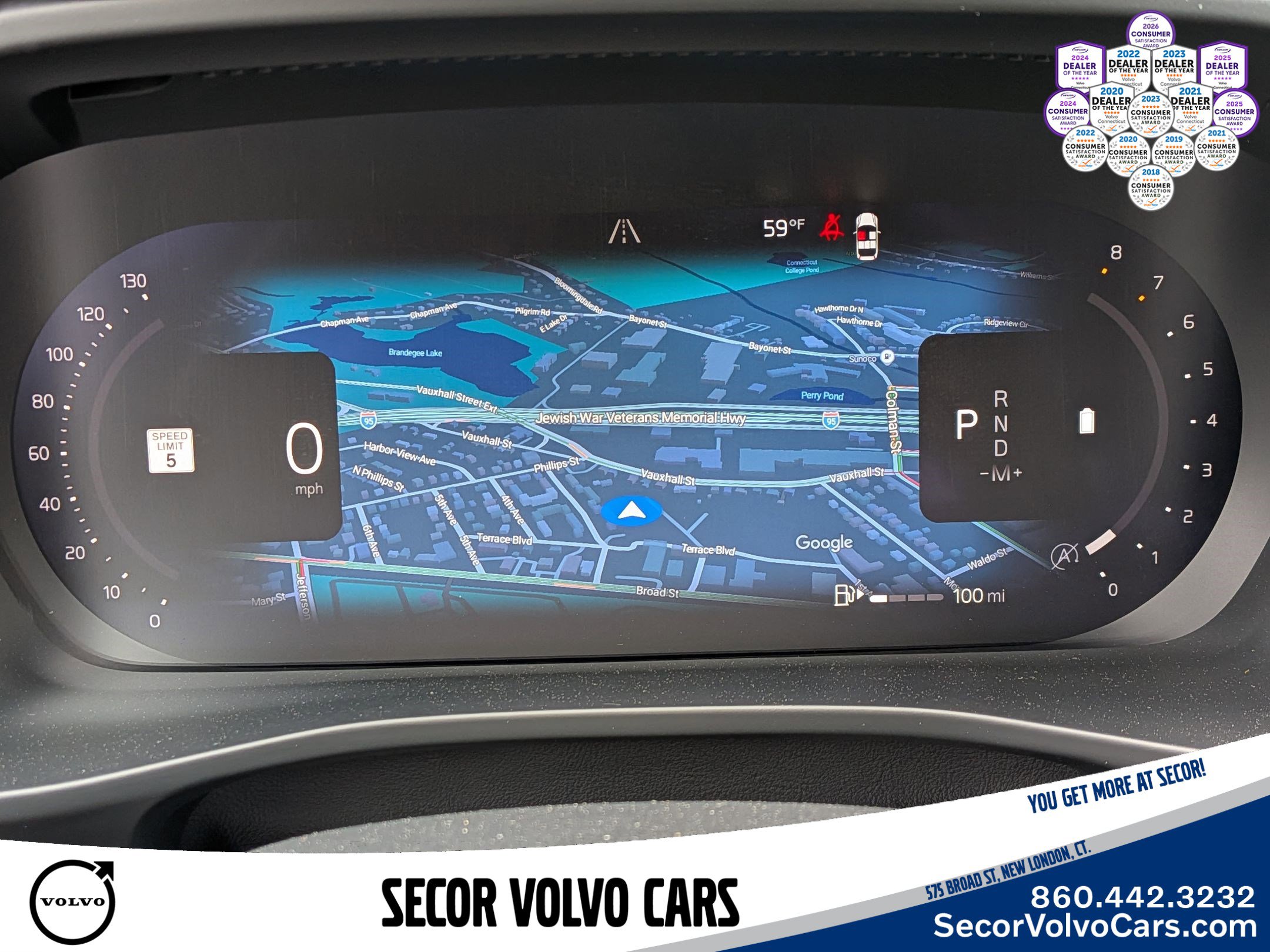 Certified 2023 Volvo XC40 B5 Plus w/ Driver Assist Package AWD/4WD image 22