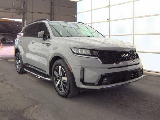 Used 2022 Kia Sorento EX w/ Panoramic Sunroof Package image 2