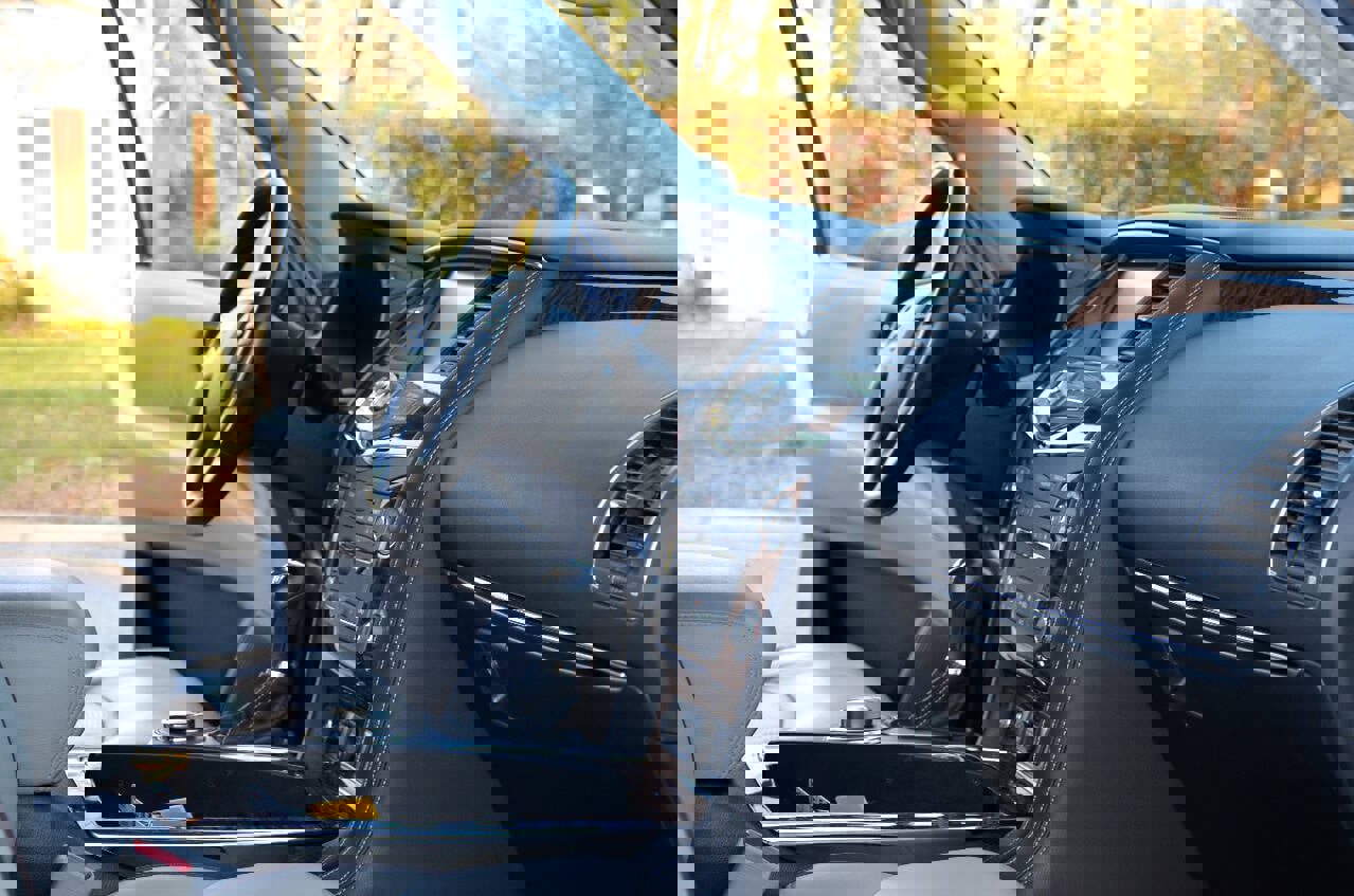 Used 2017 Nissan Armada Platinum w/ Captain Seat Package image 25