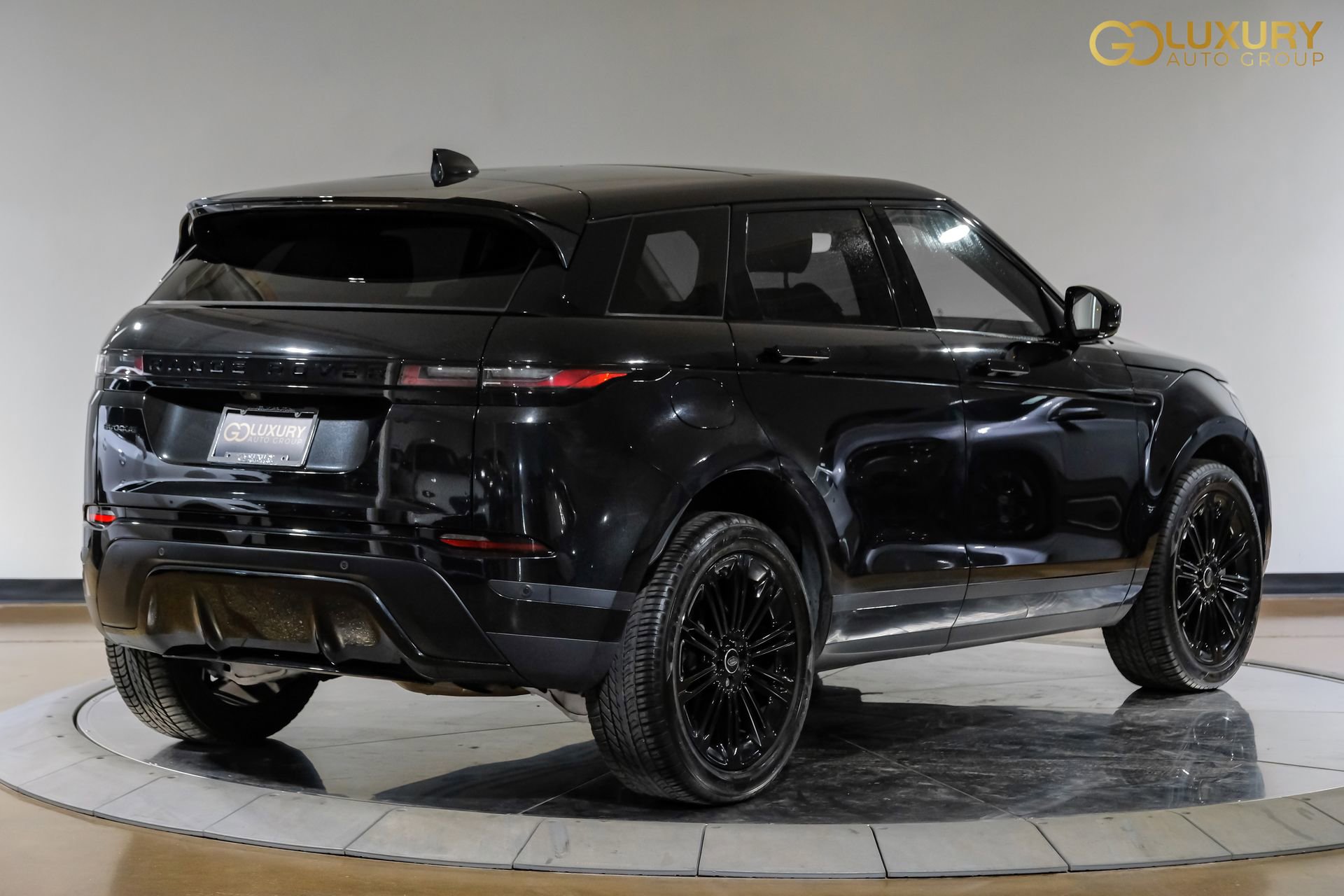 Used 2024 Land Rover Range Rover Evoque S AWD/4WD image 10