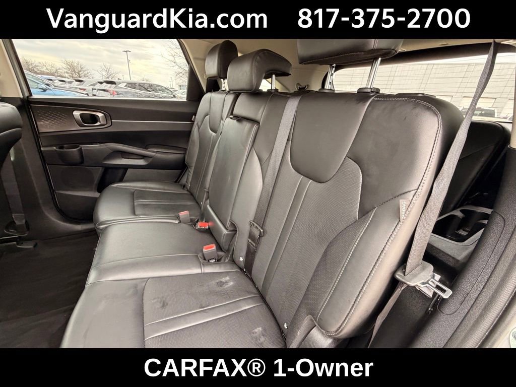 Certified 2025 Kia Sorento S image 23