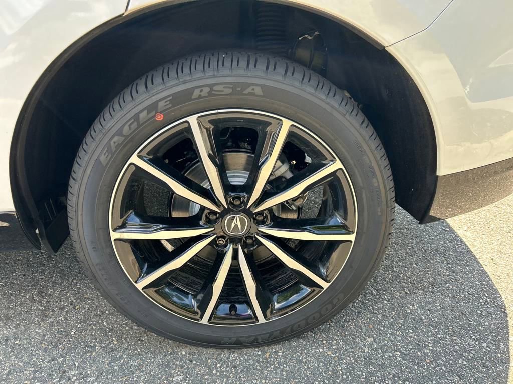 New 2025 Acura RDX SH-AWD image 6