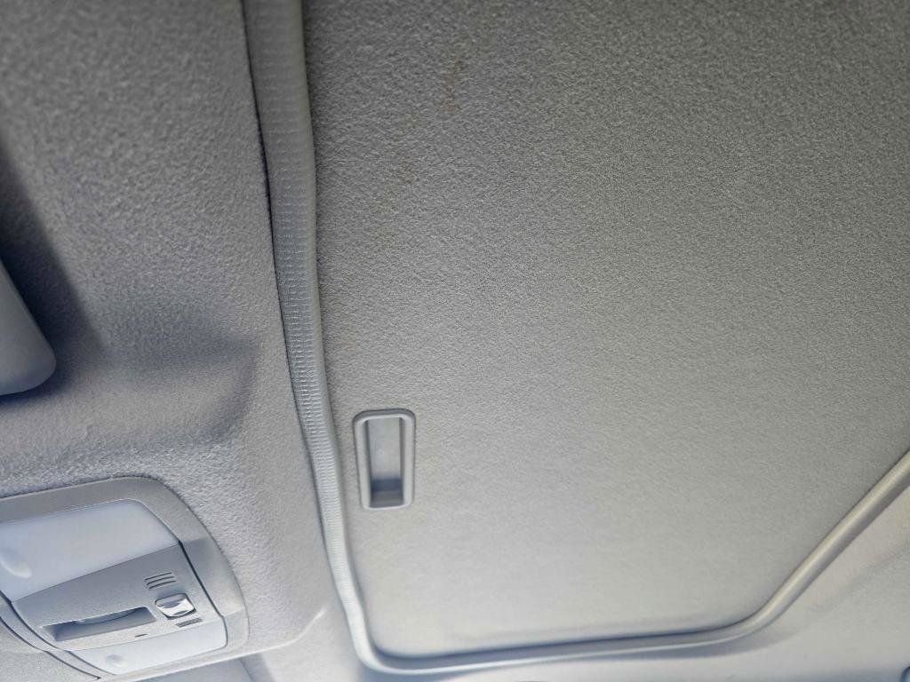 Used 2012 Nissan Rogue SL image 18