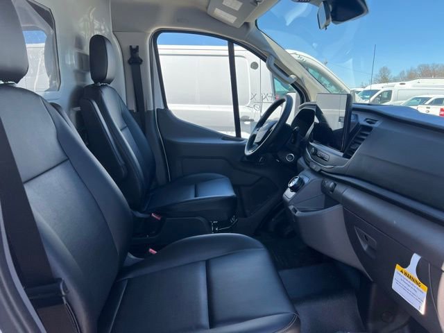 New 2024 Ford E-Transit Low Roof RWD image 9